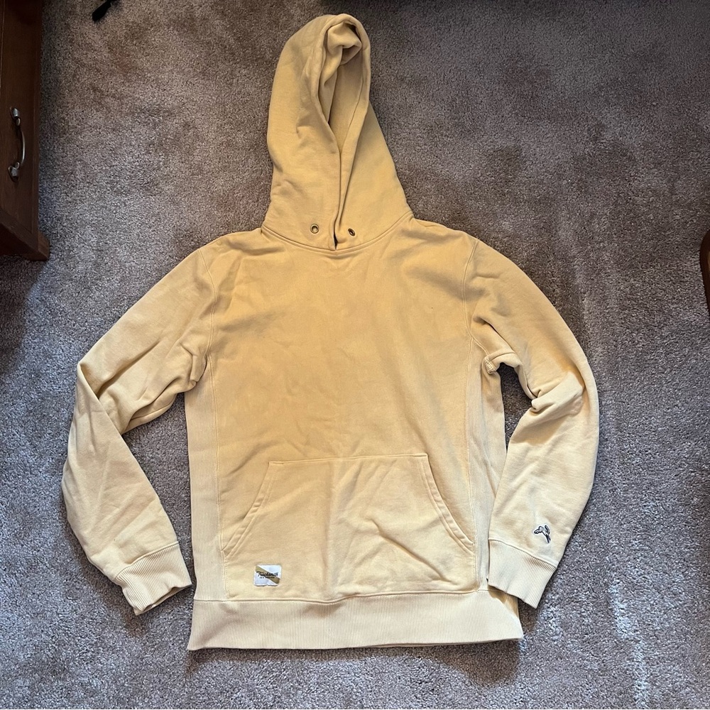 Tracksmith Butter Yellow Hoodie Sweatshirt Size Medium